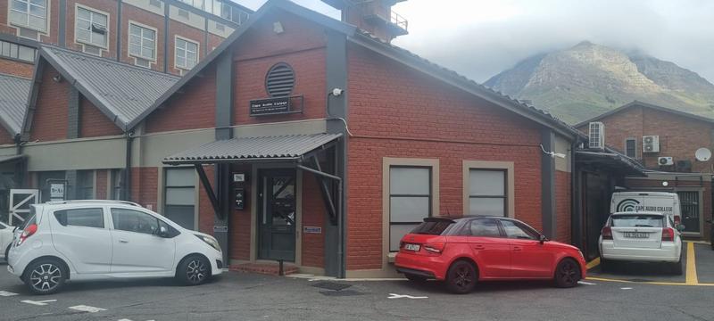 To Let commercial Property for Rent in Mowbray Western Cape